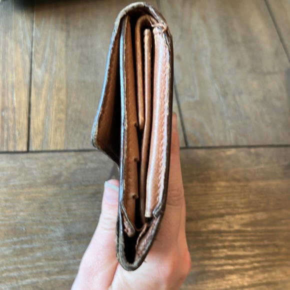 Authentic Louis Vuitton long trifold wallet - Picture 12 of 12